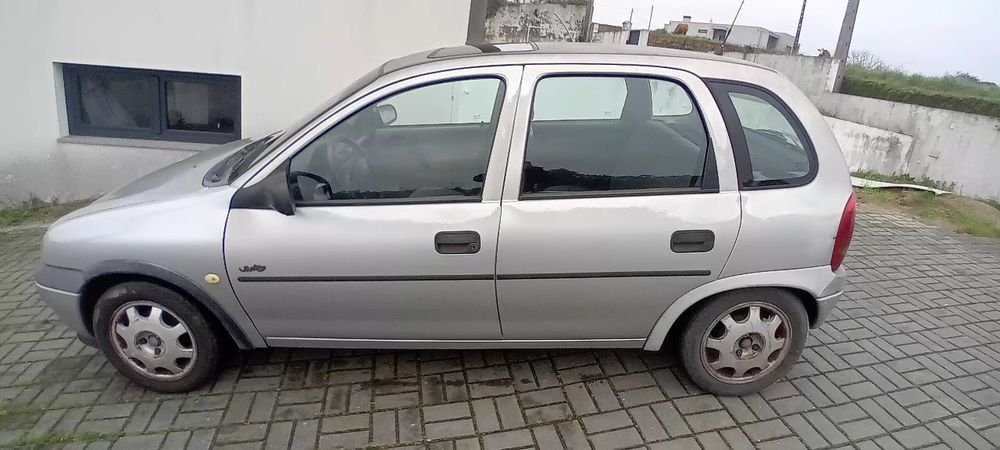 Vendo Opel Corsa B 1.5 TD motor izuso