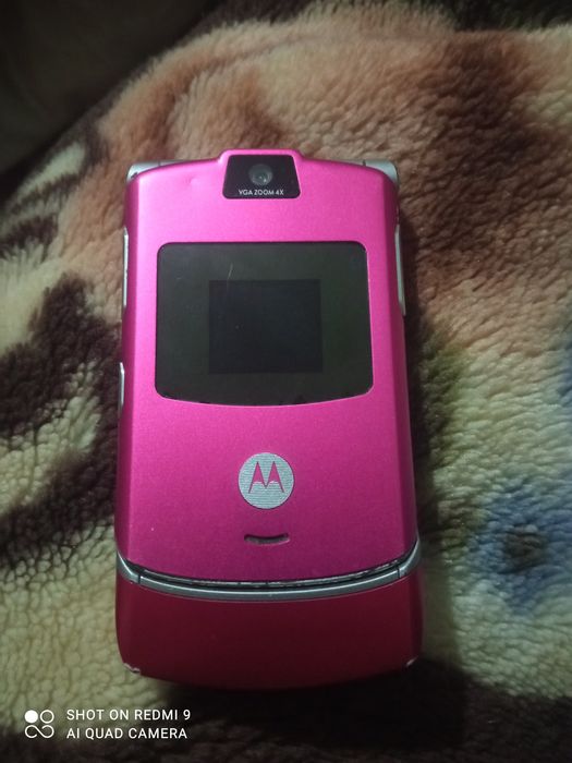 Продам телефон моторолла