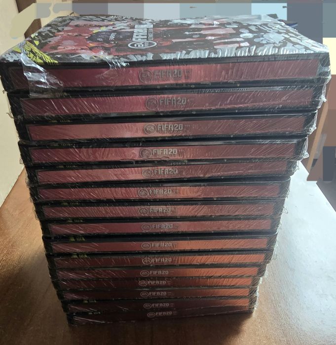 Zestaw Steelbook FIFA 20