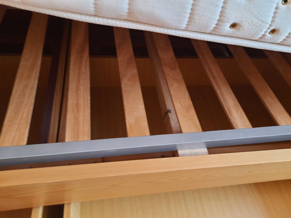 Cama pinho nórdico