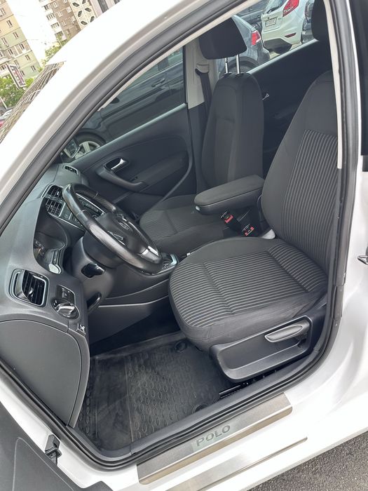 Volkswagen Polo ,1.6 Газ-Бензин 2017