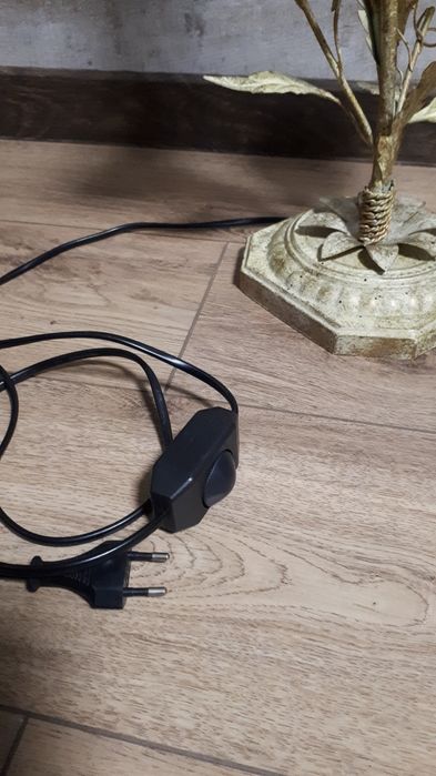 Светильник настольный прикроватный