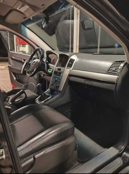 Vendo Capitiva 2008 7 lugares