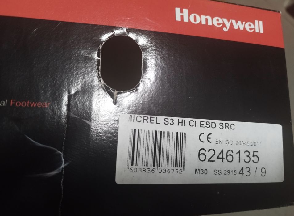 Buty męskie nowe. Rozmiar 43