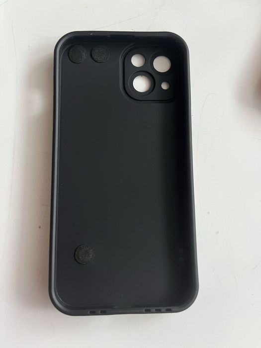 Чохли на Apple 13