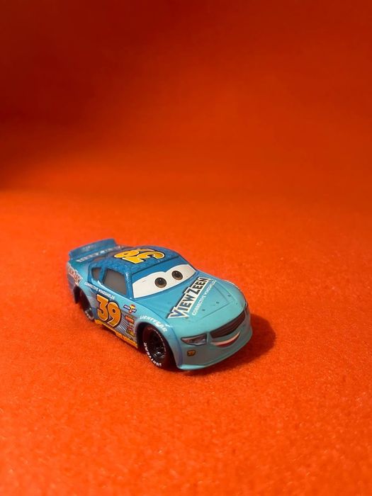 Машинка металева Disney Pixar Cars, іграшка Тачки BUCK BEARINGLY