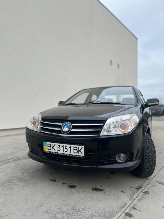 Geely mk гаражне зберігання