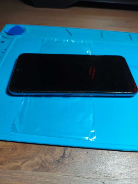 Smartphone android LG Q60