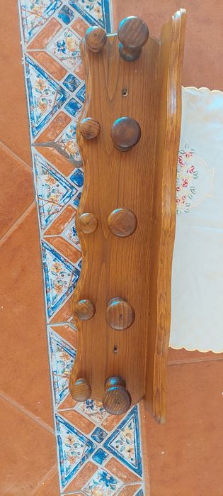 Coat Hanger64285414474371120