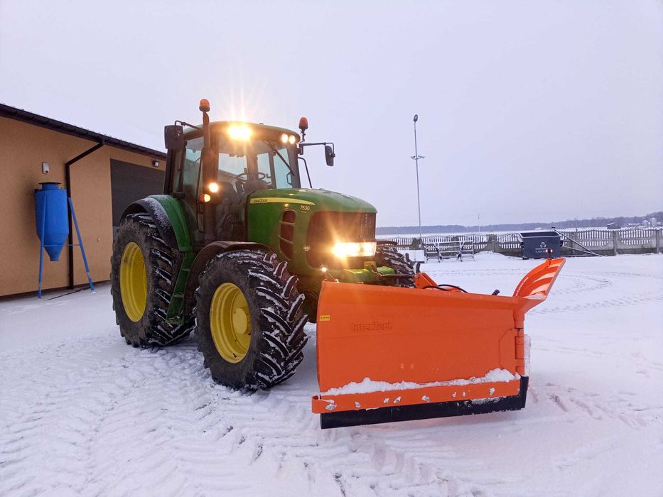 Odśnieżanie dróg, ulic, parkingów, placu,