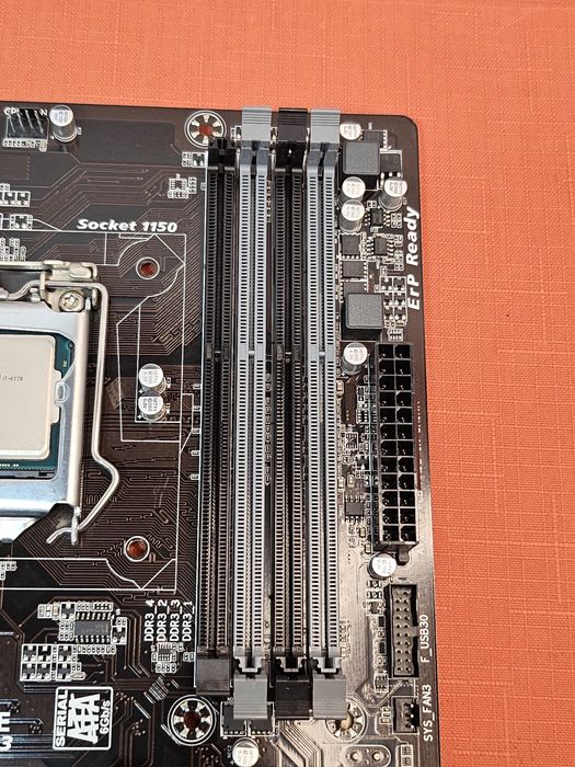 płyta główna to Gigabyte GA-P85-D3. Intel Core i7-4770