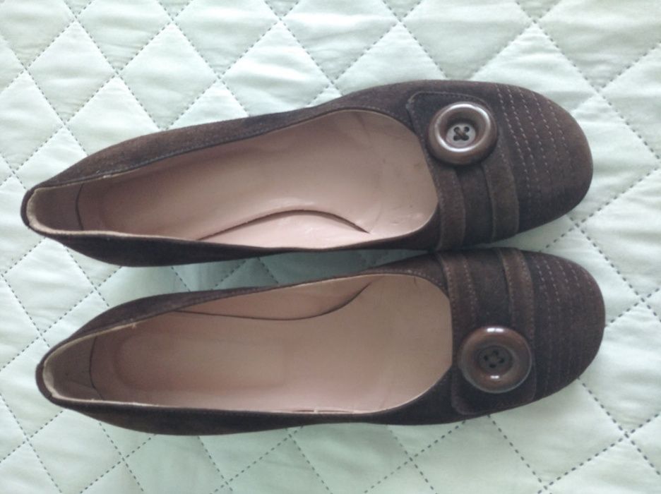 Zamszowe brązowe czółenka damskie niski obcas retro vintage r 40