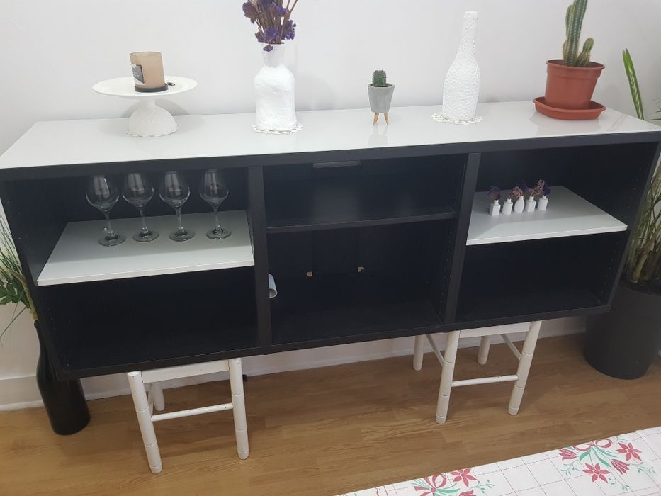 Movel de sala com vidro