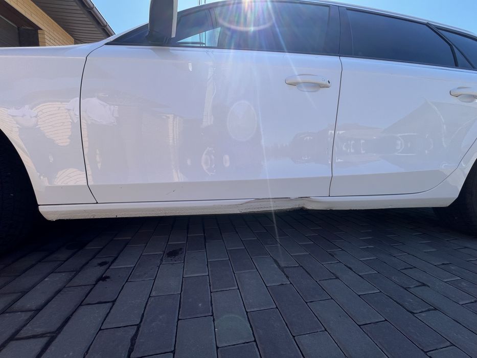 Продам власне авто Audi A4 B8