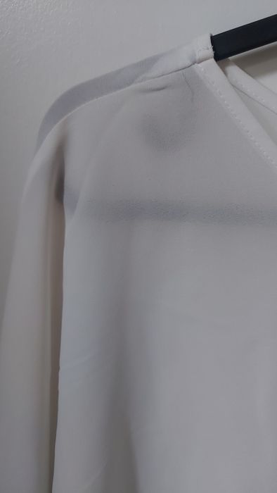 Blusa c/transparência