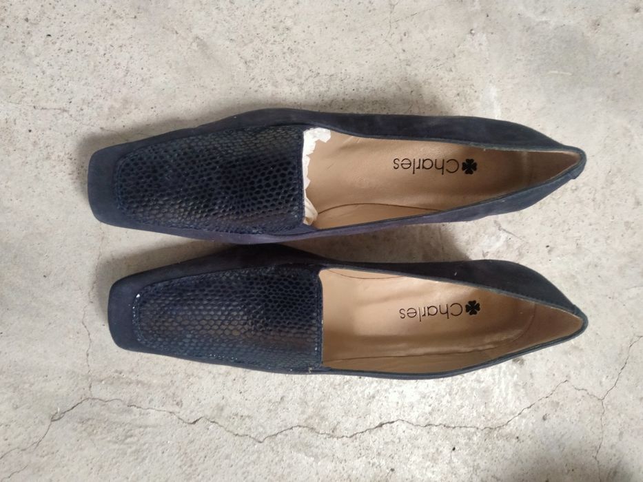 Botas cano alto,Botins castanhos e sapatos azuis Charles