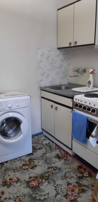 Здам 1кімнатну квартиру біля Дафі в живому стані за 8000 грн