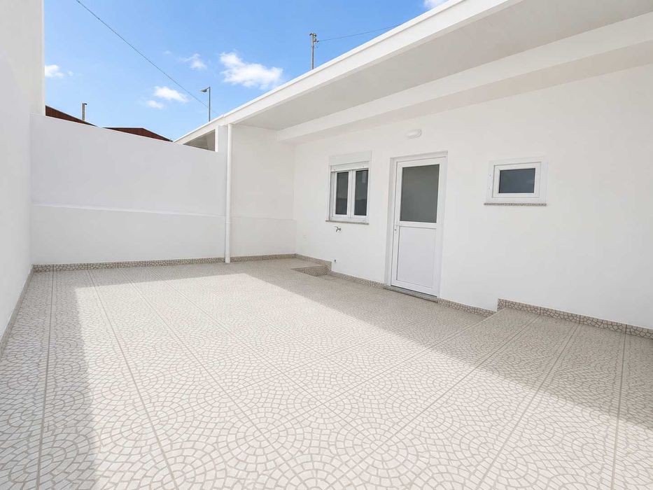 Casa T2 C/ Pátio exterior