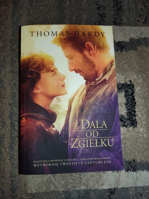 Z dala od zgiełku