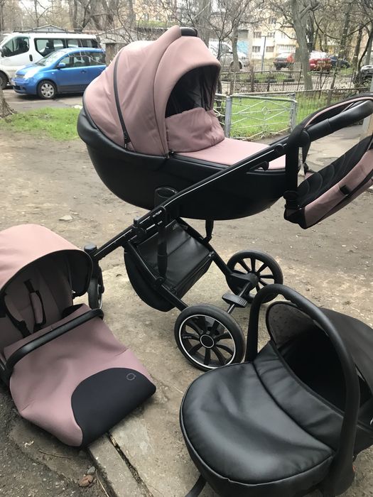 Дешево 3 в 1 коляска Anex в отличном состоянии! на Вадатурского 71\1