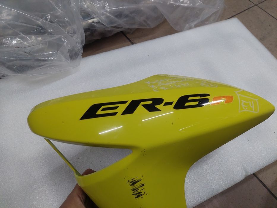 Kawasaki er6 n er 6 owiewka lewa osłona plastik bok