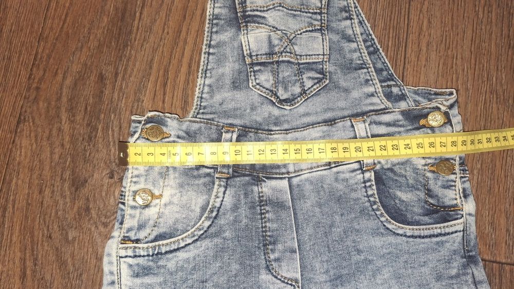 Джинсовий комбінезон