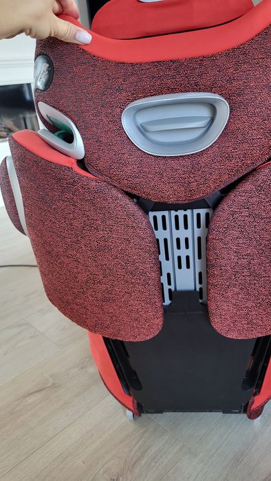 Fitelik Cybex z-i fix 15-50 kg