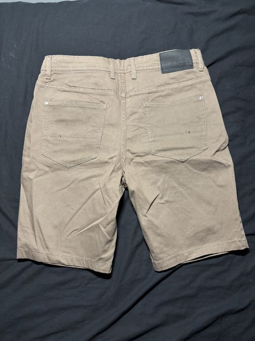 Spodenki brazowe Reserved