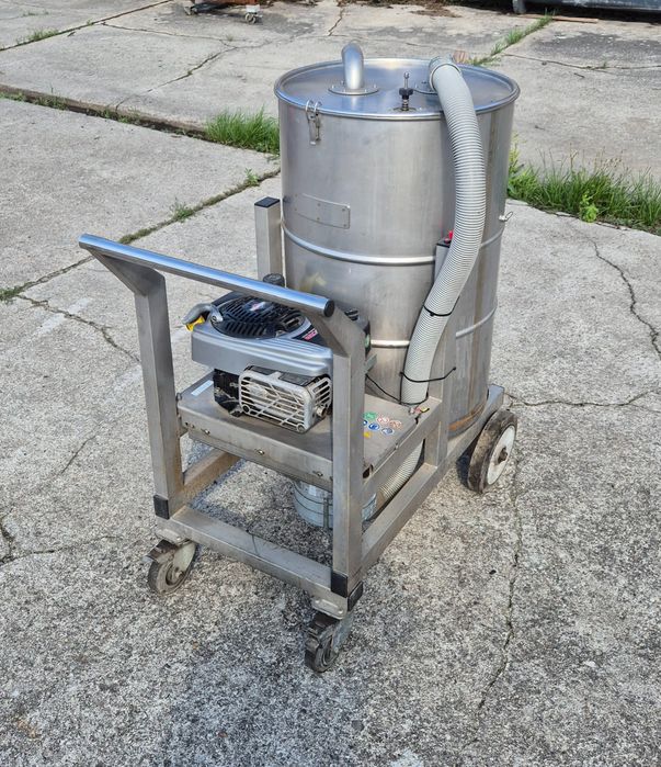 Przemysłowy mobilny odkurzacz spalinowy Modi Cleaner MODI NS 200 NOWY