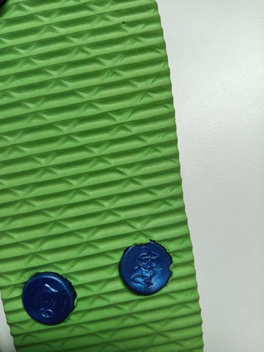 Chinelos de dedo, semelhantes às Havaianas - Tam. 23/24