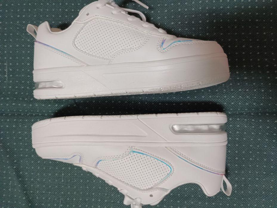 Sapatilhas brancas de senhora skechers 36