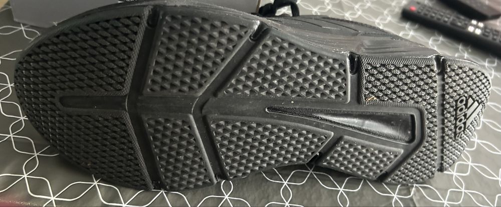 Tenis Adidas como novos