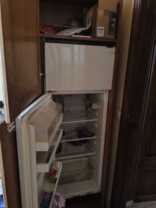 Продам холодильник