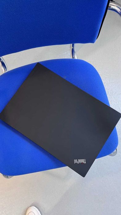 Ноутбук Lenovo ThinkPad T580/сенсорний/Модем/ЕКран 15.6"/робота навчання