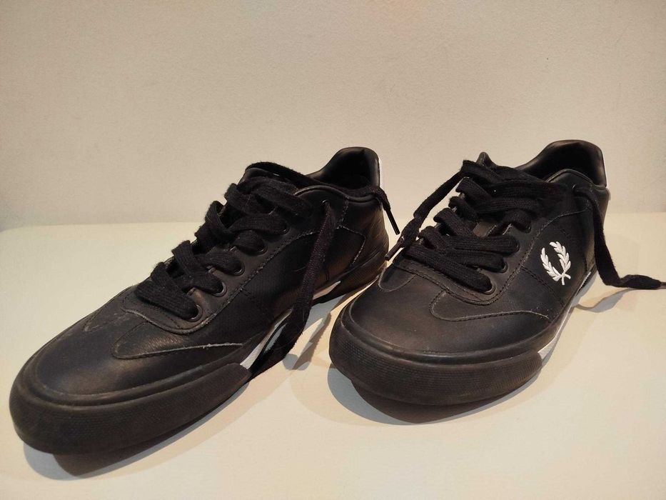Sapatilhas FRED PERRY Tamanho 41