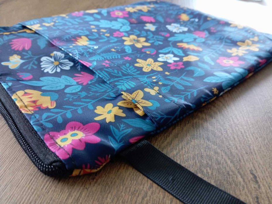 Etui / torebka / futerał na książki, czytnik ebooków