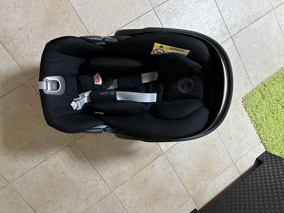 Cybex Cloud Z2 i-Size Plus deep black