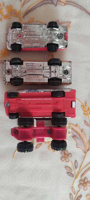 Carros Hot Wheels e Matchbox