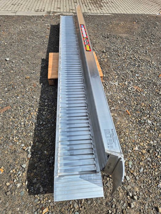Najazdy aluminiowe specjalistyczne | 4,0m ↔ | 2500kg | szerokość 35cm