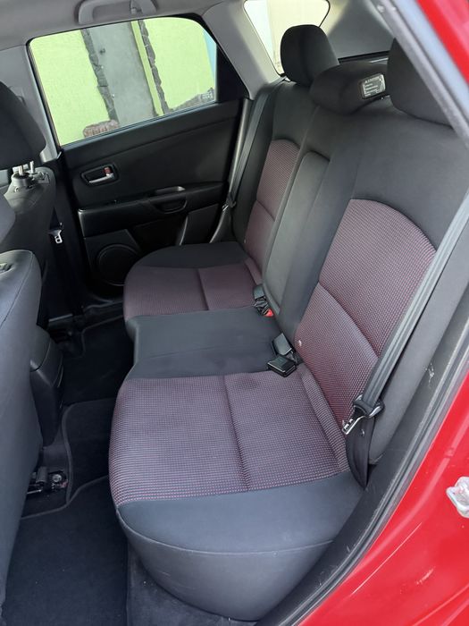 Mazda 3 автомат 1.6
