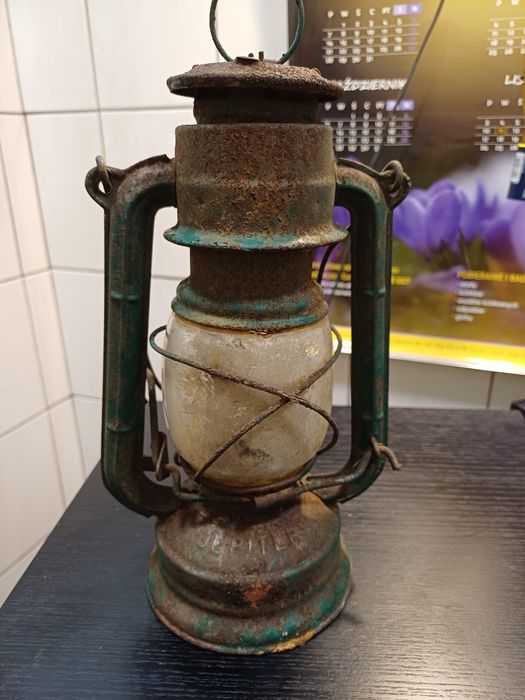 Stara lampa naftowa