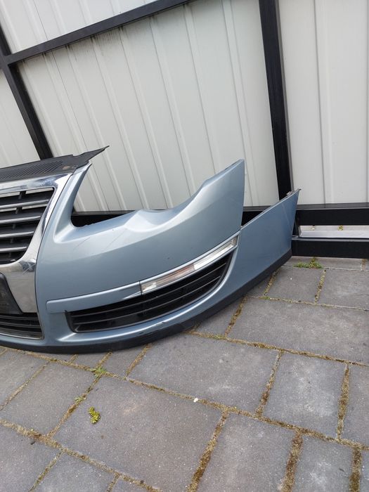 Zderzak przód przedni VW Passat b6 kod lak LC7Z