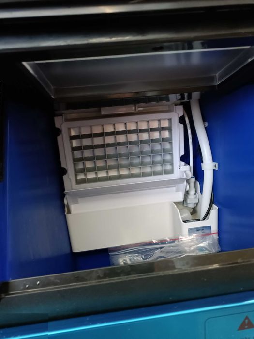 Máquina de gelo comercial , 59 kg/24h  máquina de cubos de gelo