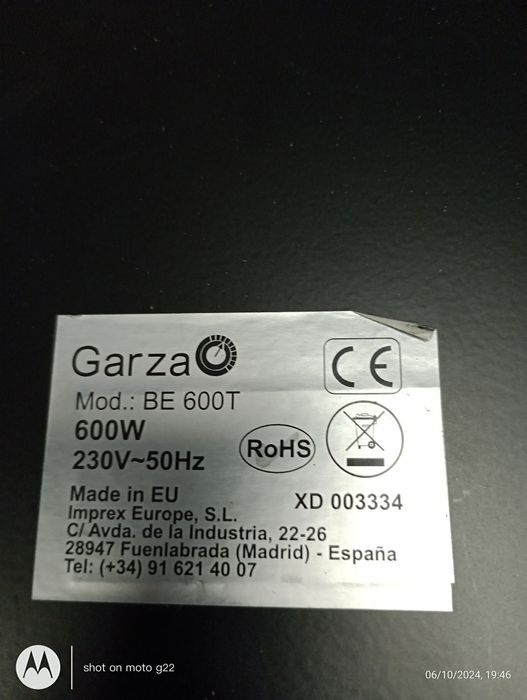 Grzejnik , podgrzewacz elektryczny 600W