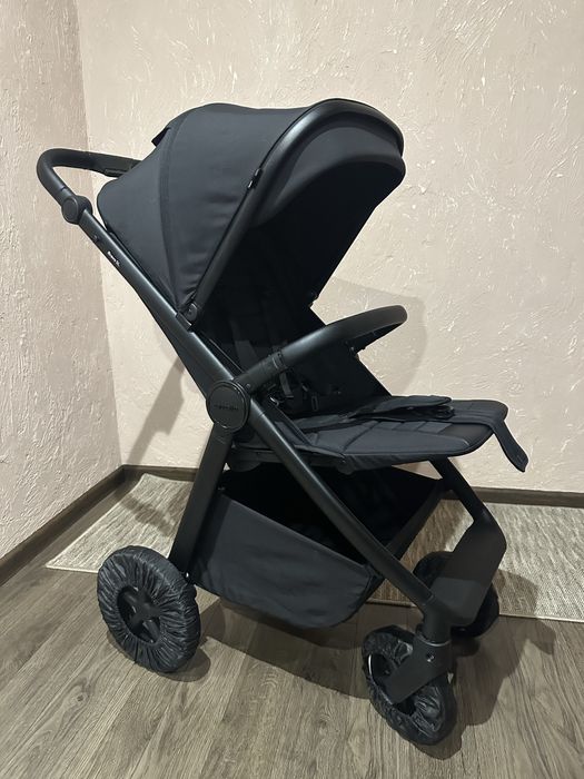 Прогулянкова коляска Carrelo Bravo Sl Deluxe