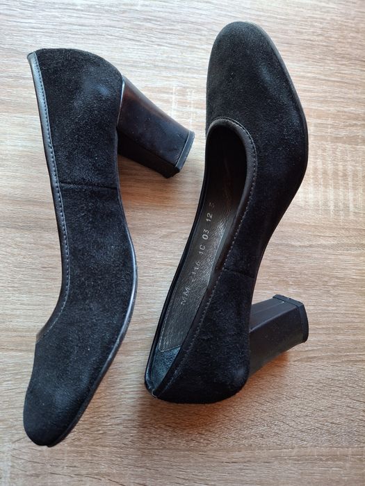 Замшеві туфельки