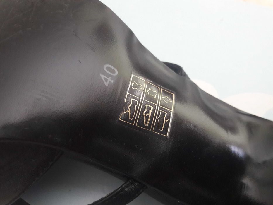 Mules de salto alto, em pele, tam 40