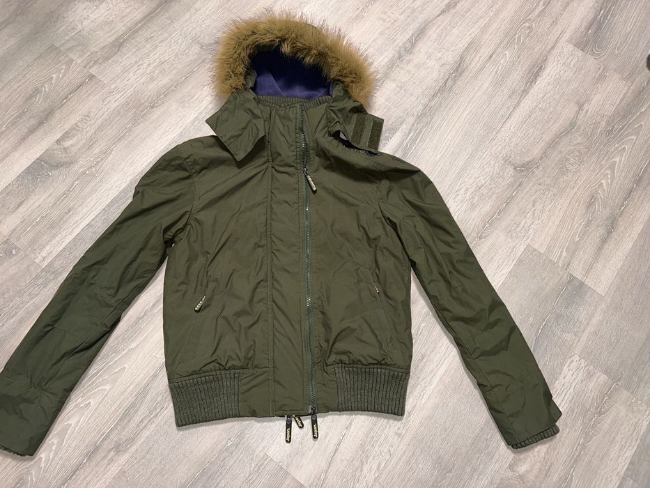 Тёплая демисезонная куртка Superdry, размер S