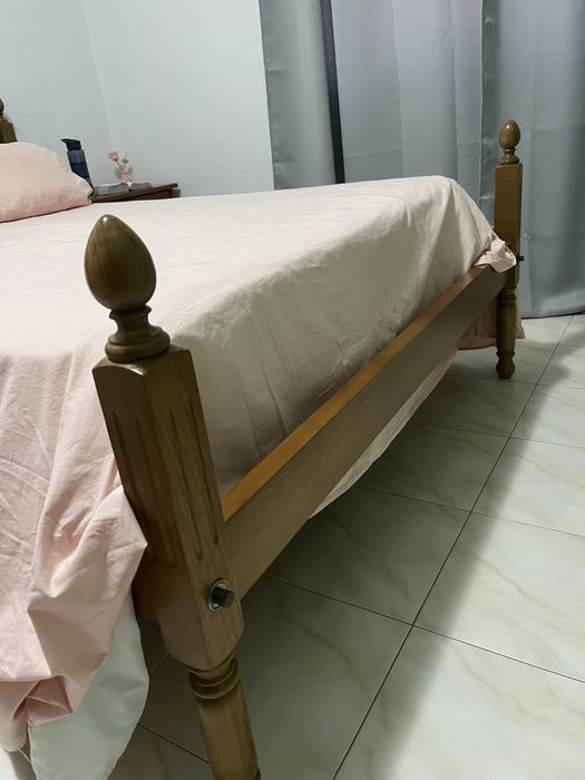 Cama de casal + colchao