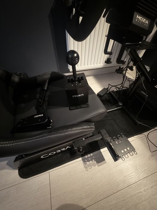 Kompletny zestaw SimRacing MOZA/COBRA/TV (handbrake/shifter/dodatki)